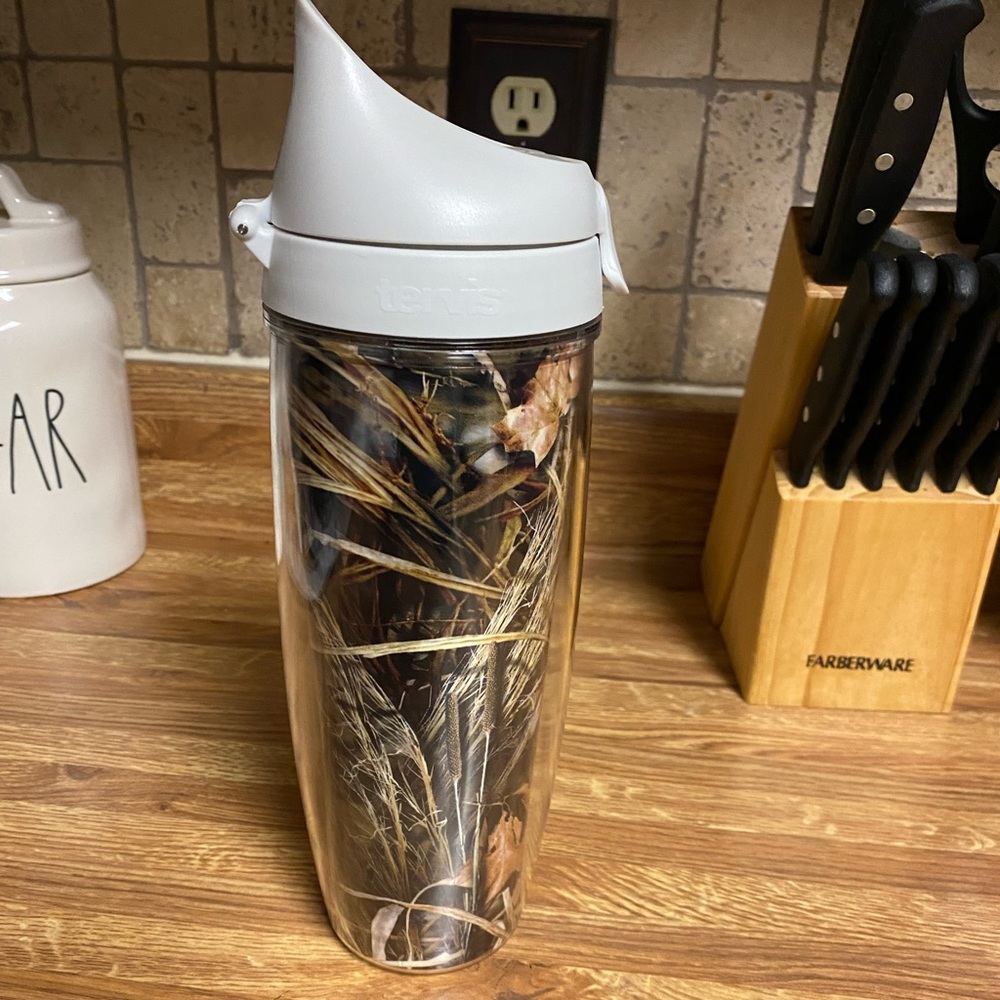 Camo Tervis